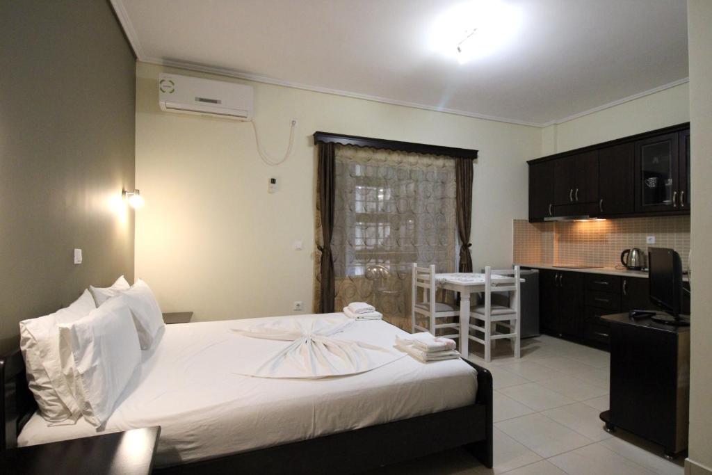 marin apartments rooms